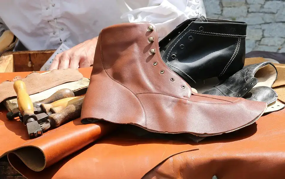 How To Become A Shoe Designer In 2023
