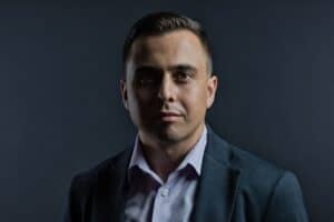 DEPUTY MANAGER VS ASSISTANT MANAGER