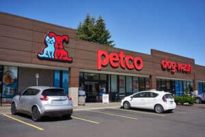Petco Job Opportunities, Salary, Age Limit, Application Process, Interview Questions