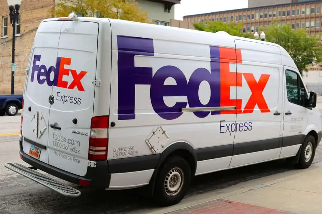 special assignment clerk fedex salary