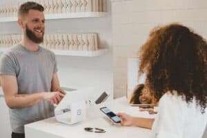 Dollar General Keyholder Job Description, Salary, Duties, and Responsibilities
