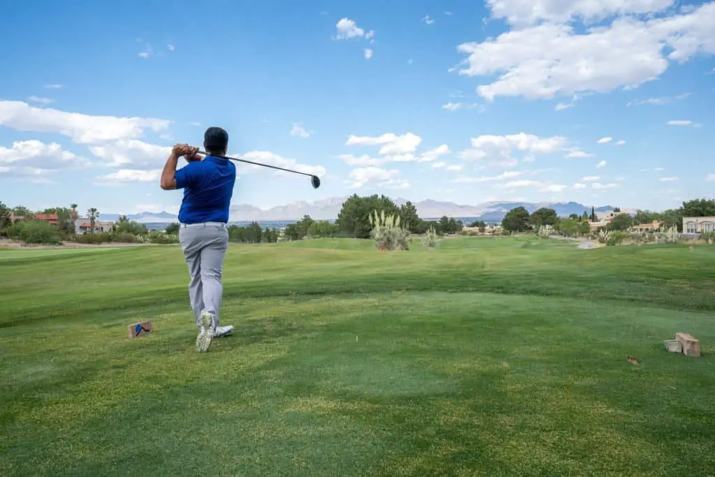 What to Wear to a Golf Course Interview