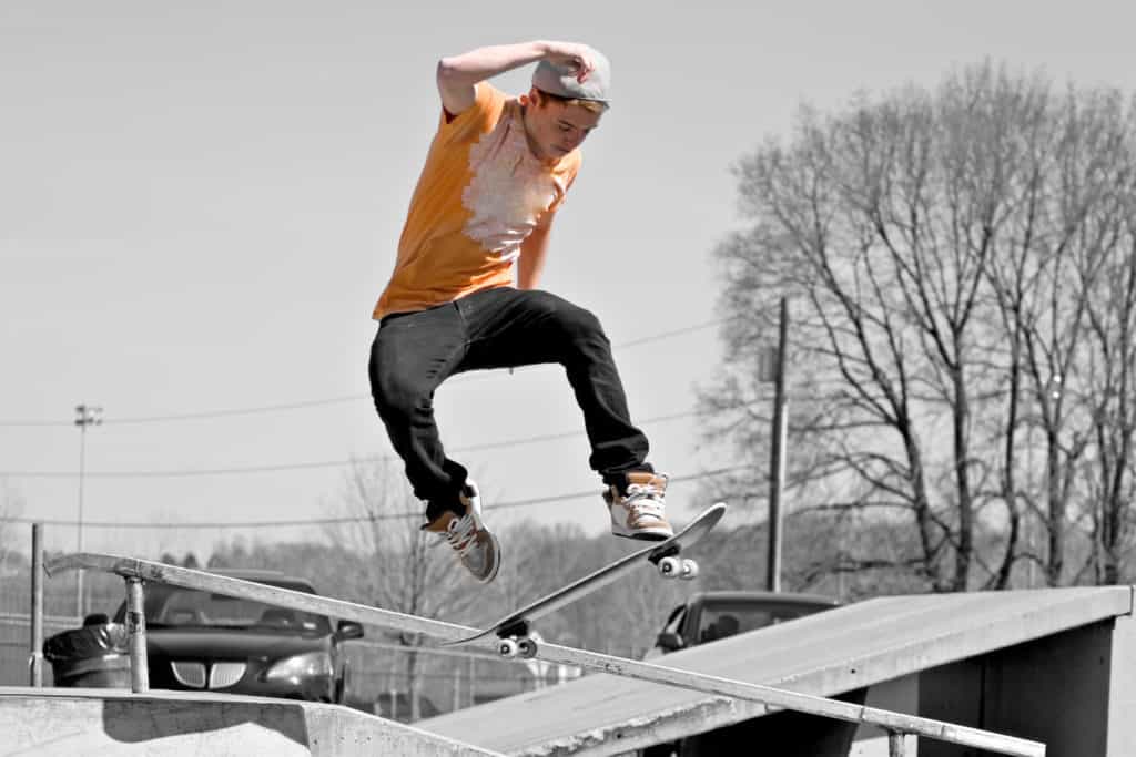 How much do pro skateboarders generate?