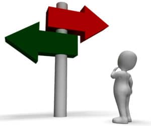 When faced with an ethical conflict, what should a manager do?