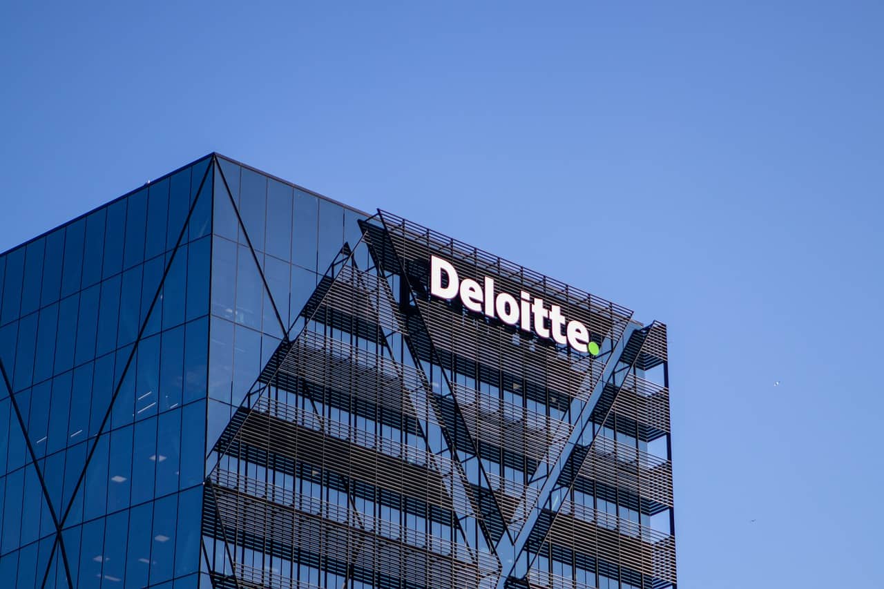 How to get a job at Deloitte? - How I Got The Job