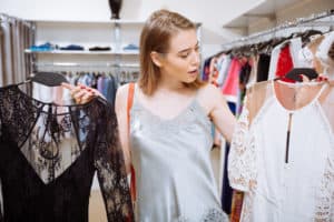 DRESS BARN CAREERS- How to Land a Job At Dress Barn?