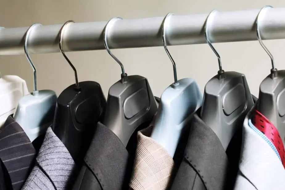 What to wear to a gym front desk interview