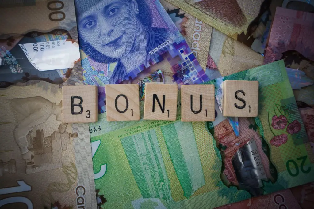 When Is A Signing Bonus Paid?