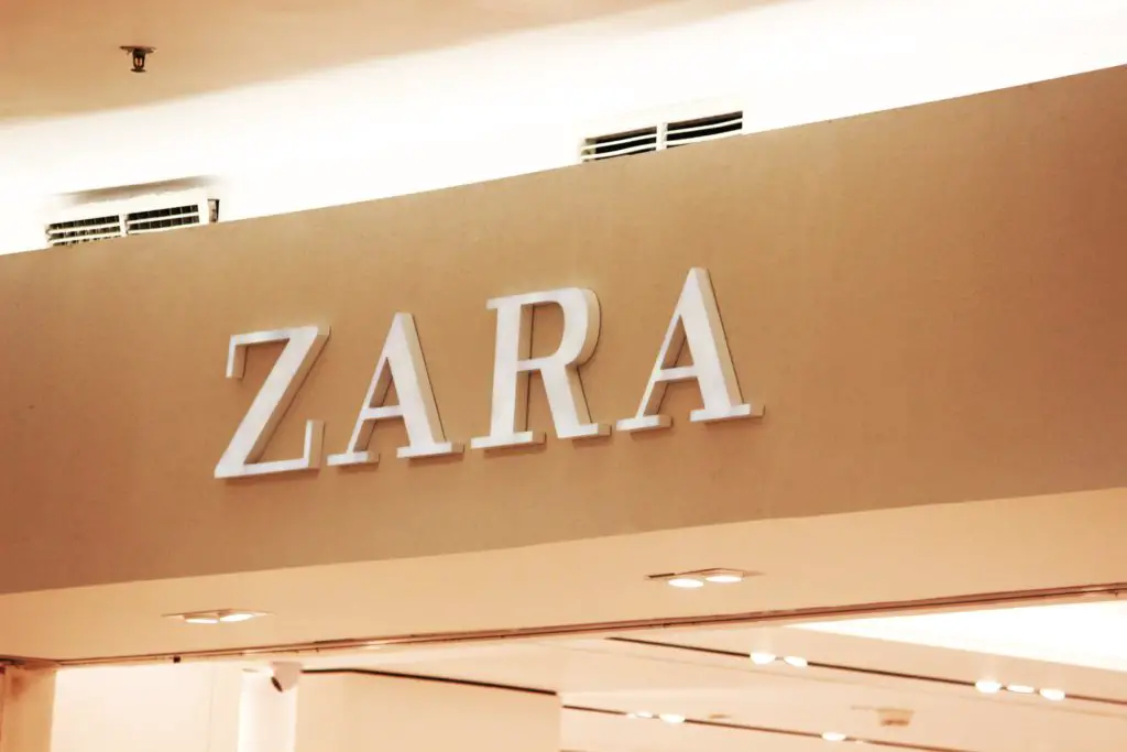Zara shift hours 