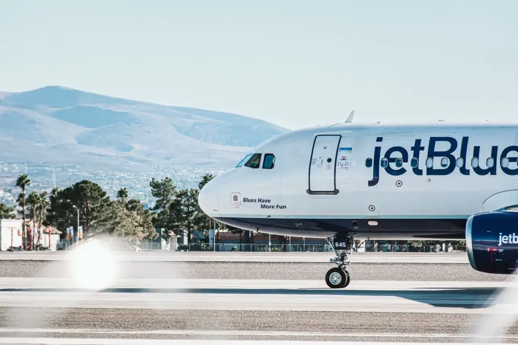 Jetblue PESTEL analysis