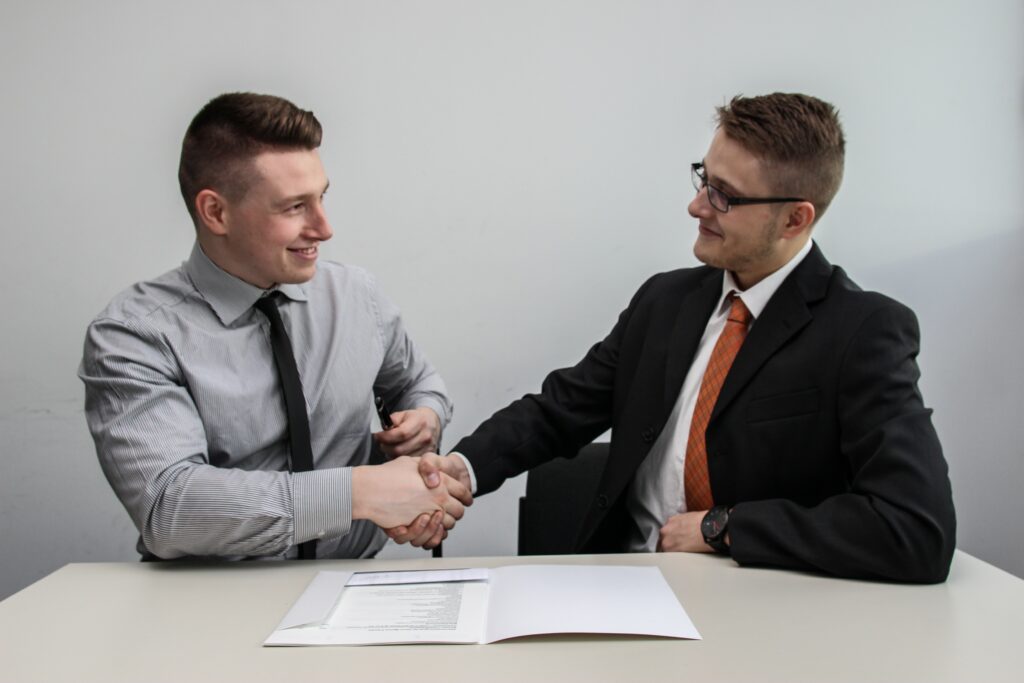 A Guide To Signs That Show Management May Not Renew Your Contract