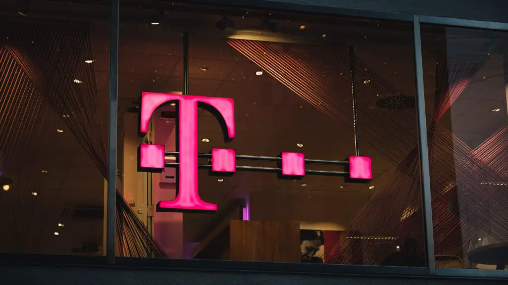 T-Mobile Mission Statement & Vision & Values Analysis