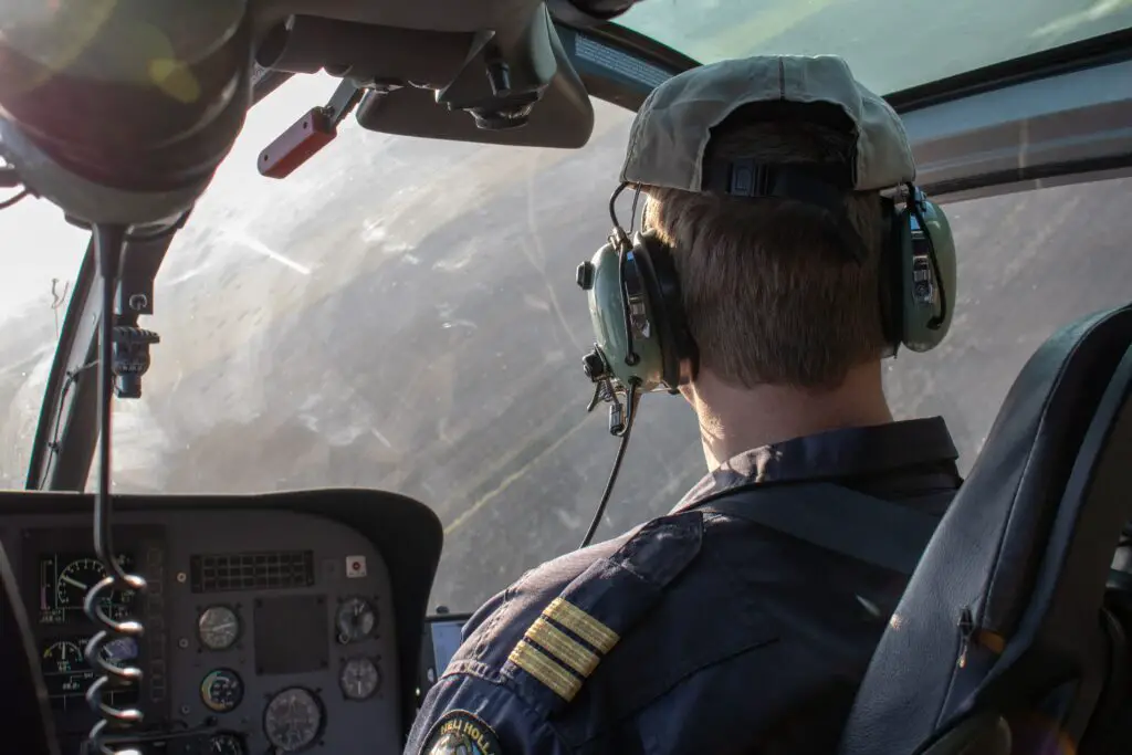 Salaries For Coast Guard Helicopter Pilot
