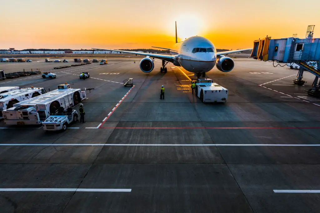 Salaries For Airport Baggage Handler 