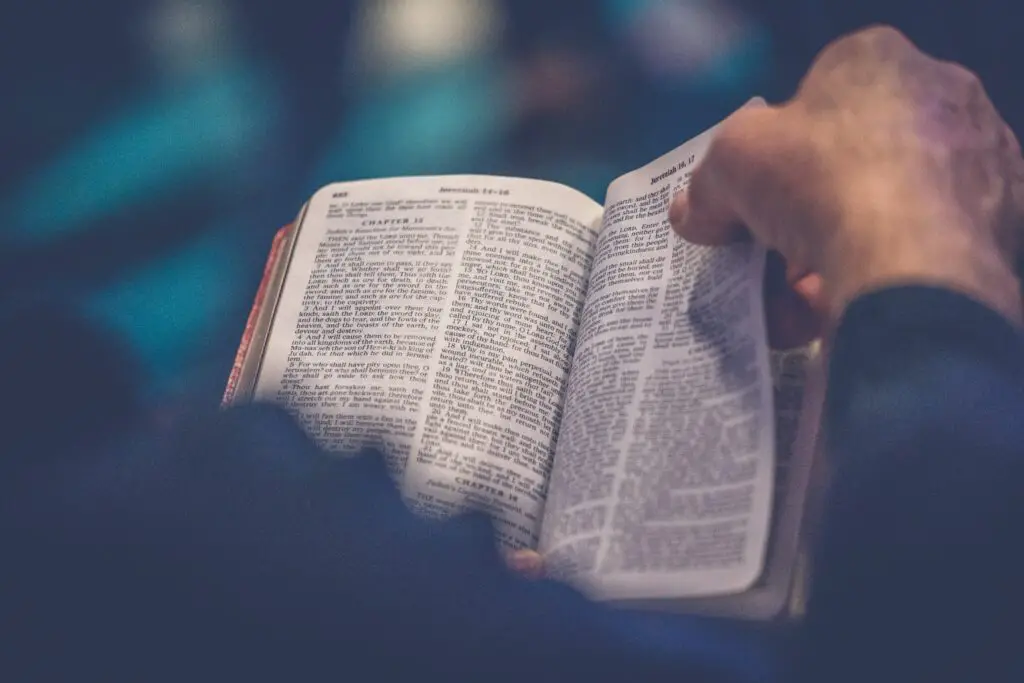 300+ Best Names for Bible Study Groups